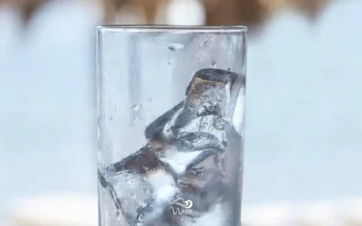 3 Reasons Not To Chew On Ice